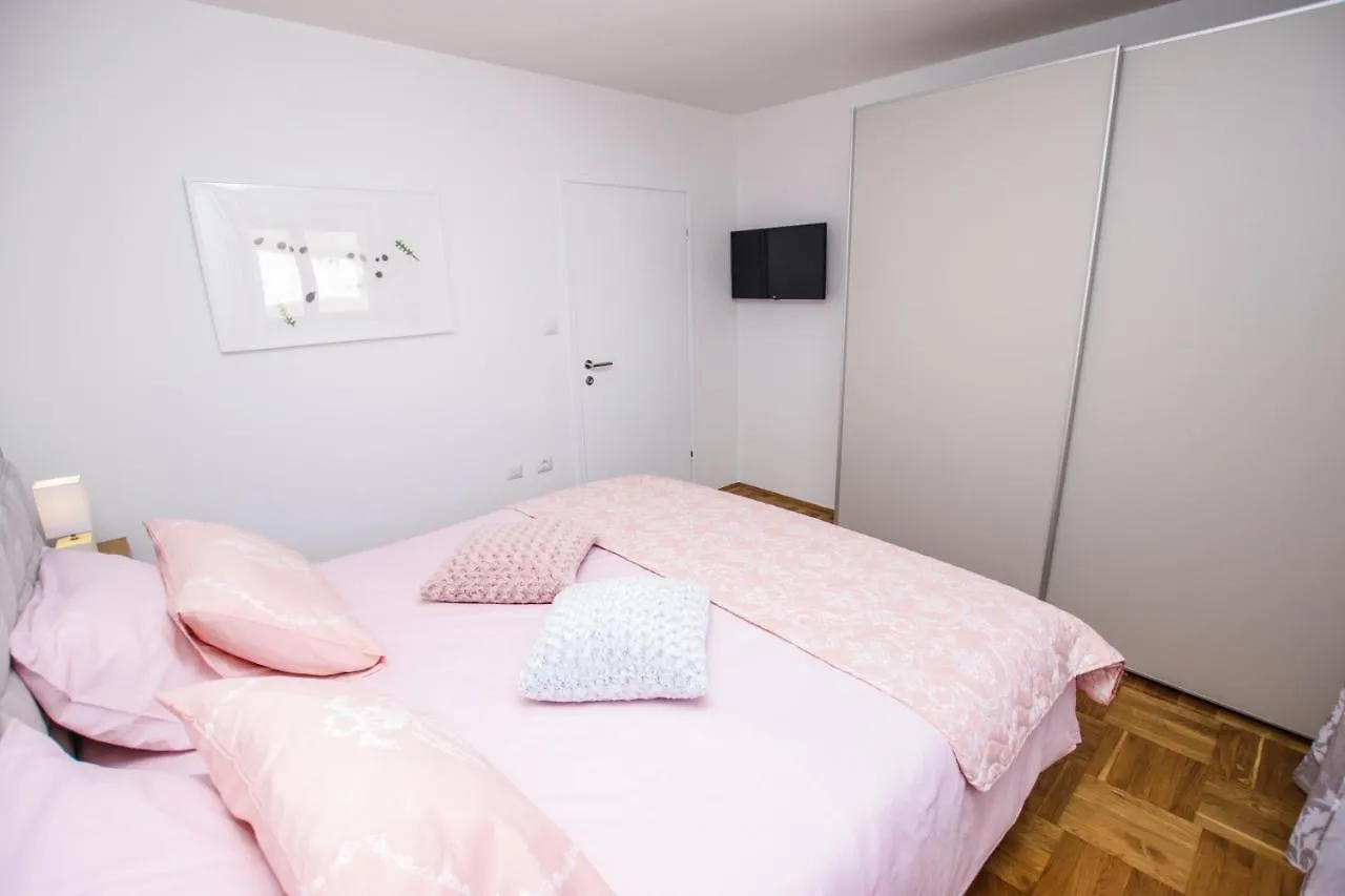 Sole E Mare New Apartment Porec Croatia